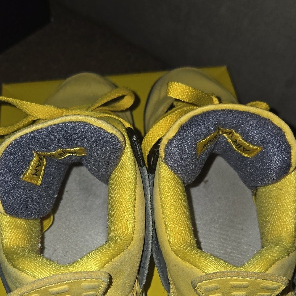 Jordan Yellow and Gray Athletic Shoes Retro Style - Picture 5 of 7